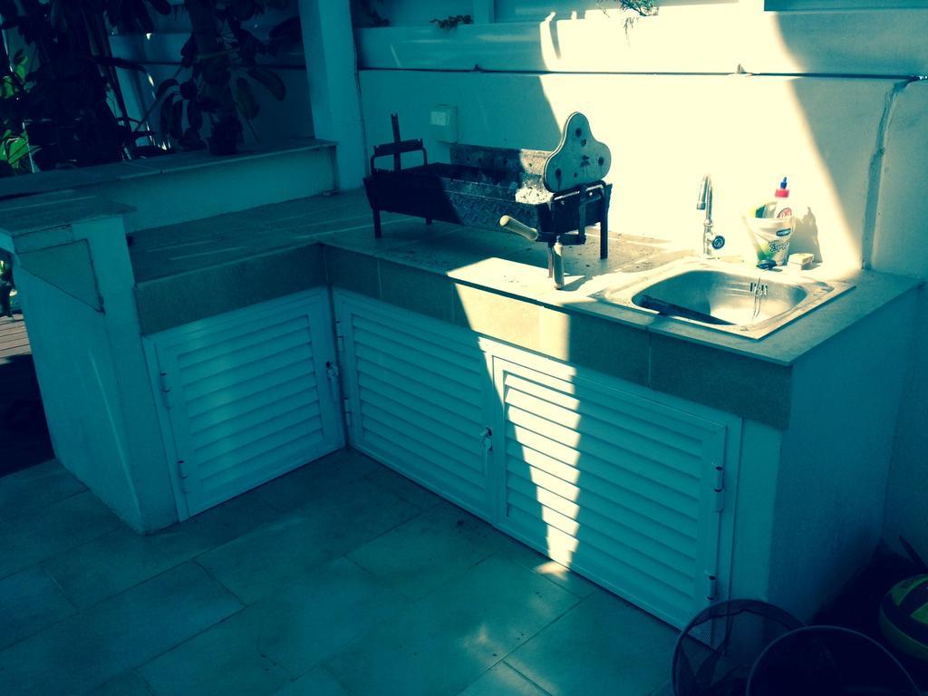 Riverland Beach Villa Protaras Bilik gambar